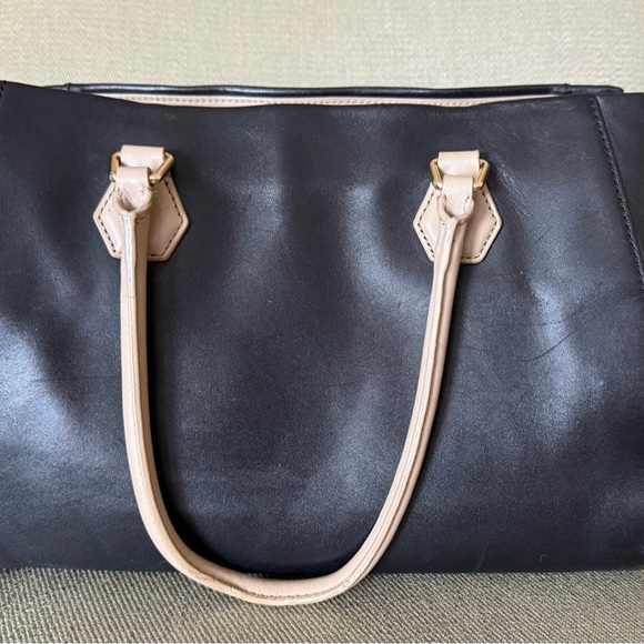 Kate Spade black tan handles bag - Picture 2 of 16